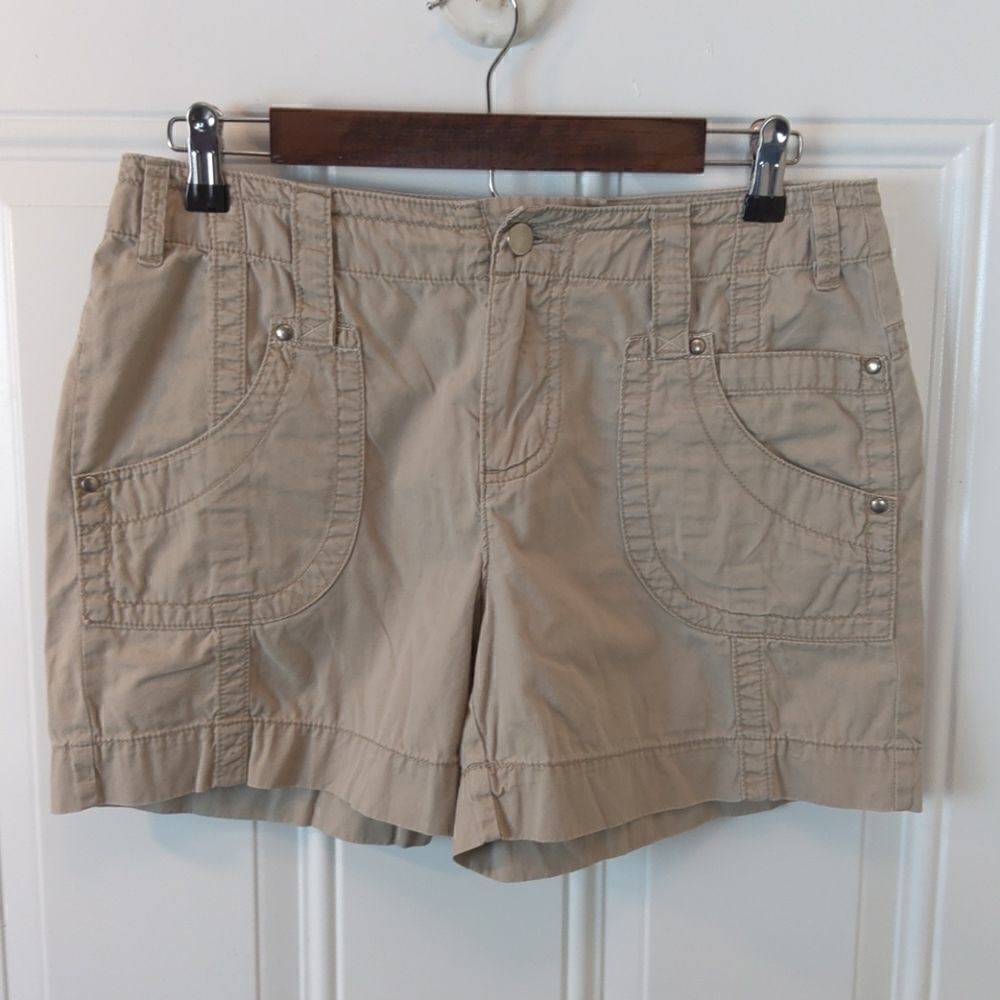 Kim Rogers khaki 5 pocket shorts